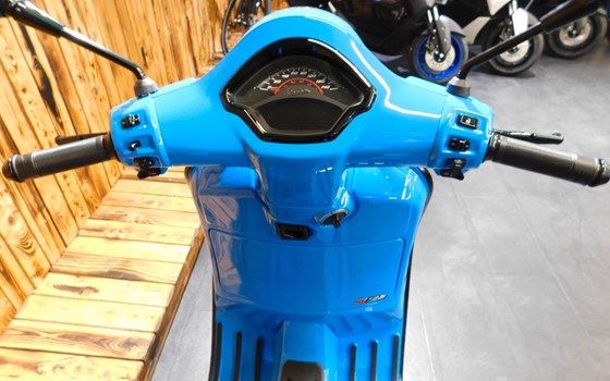 Neufahrzeug Vespa GTS 125 - Bild 20