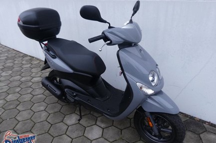 Yamaha NEOs 50