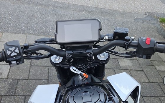 Gebrauchtmotorrad KTM 125 Duke - Bild 10