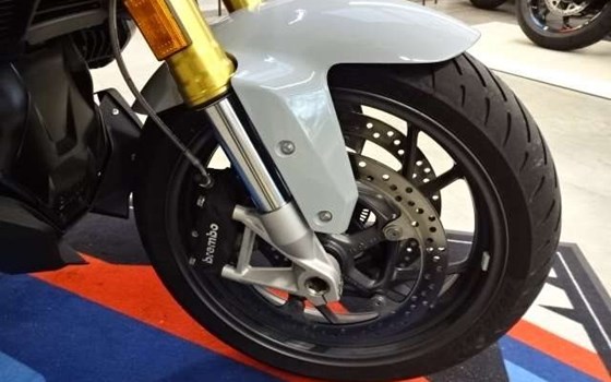 Gebrauchtmotorrad BMW R 1250 R - Bild 9