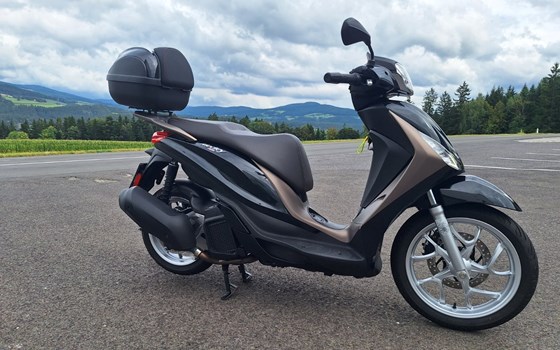Gebrauchtmotorrad Piaggio Medley 125 - Bild 1