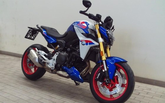 Gebrauchtmotorrad BMW F 900 R - Bild 2