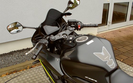 Neufahrzeug Honda CBR650R E-Clutch - Bild 11