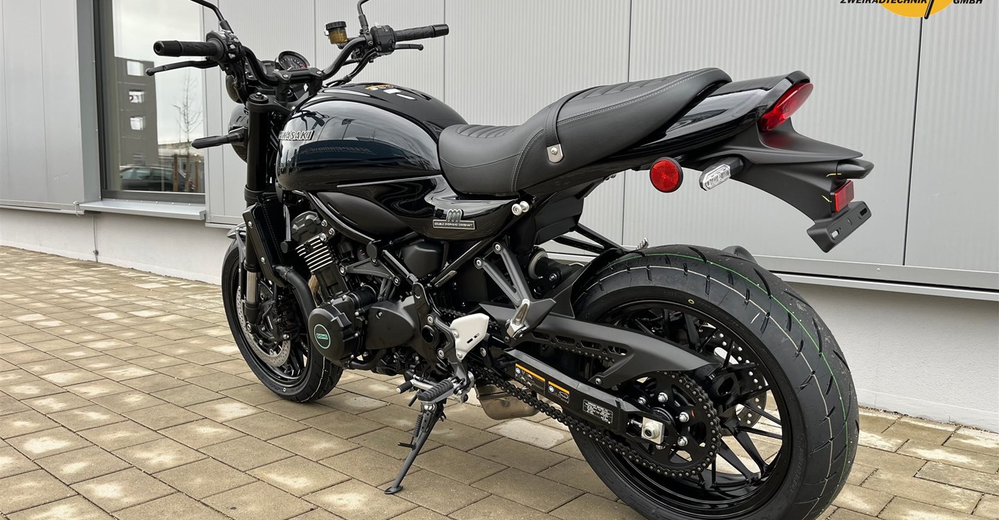 Angebot Kawasaki Z900 RS Black Ball Edition