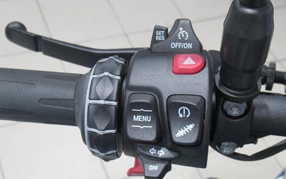 Gebrauchtmotorrad BMW F 900 R - Bild 8