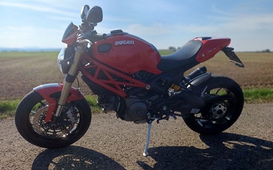 Gebrauchtmotorrad Ducati Monster 1100 Evo - Bild 7