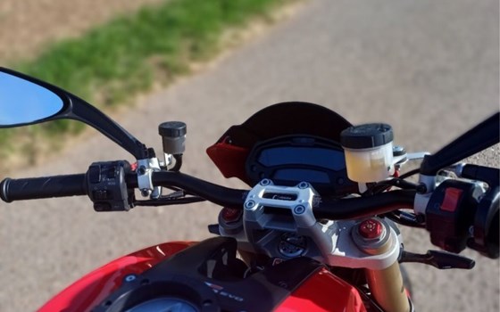 Gebrauchtmotorrad Ducati Monster 1100 Evo - Bild 4