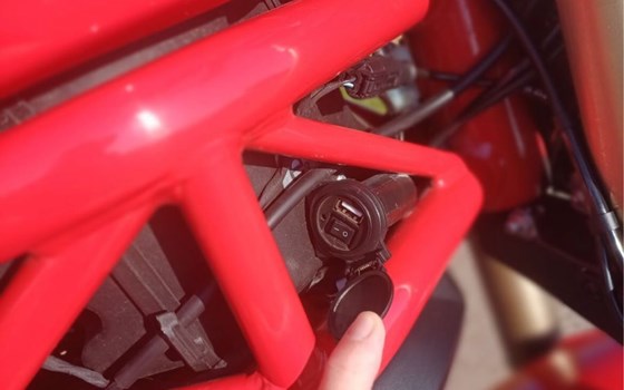 Gebrauchtmotorrad Ducati Monster 1100 Evo - Bild 2