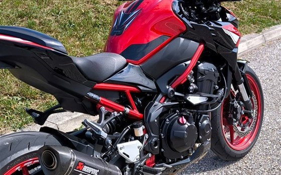 Gebrauchtmotorrad Kawasaki Z900 - Bild 1