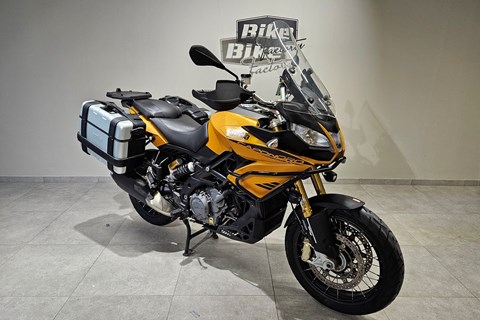 Top Motorräder für Reise - Tour - Alltag - Universaltalente bis 10000