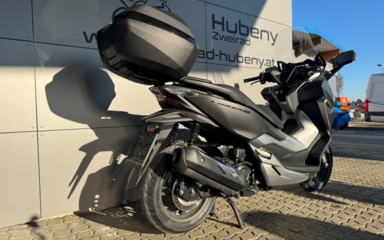 Gebrauchtmotorrad Honda Forza 300 - Bild 5