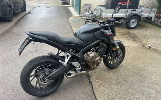 Gebrauchtmotorrad Honda CB650F - Bild 3