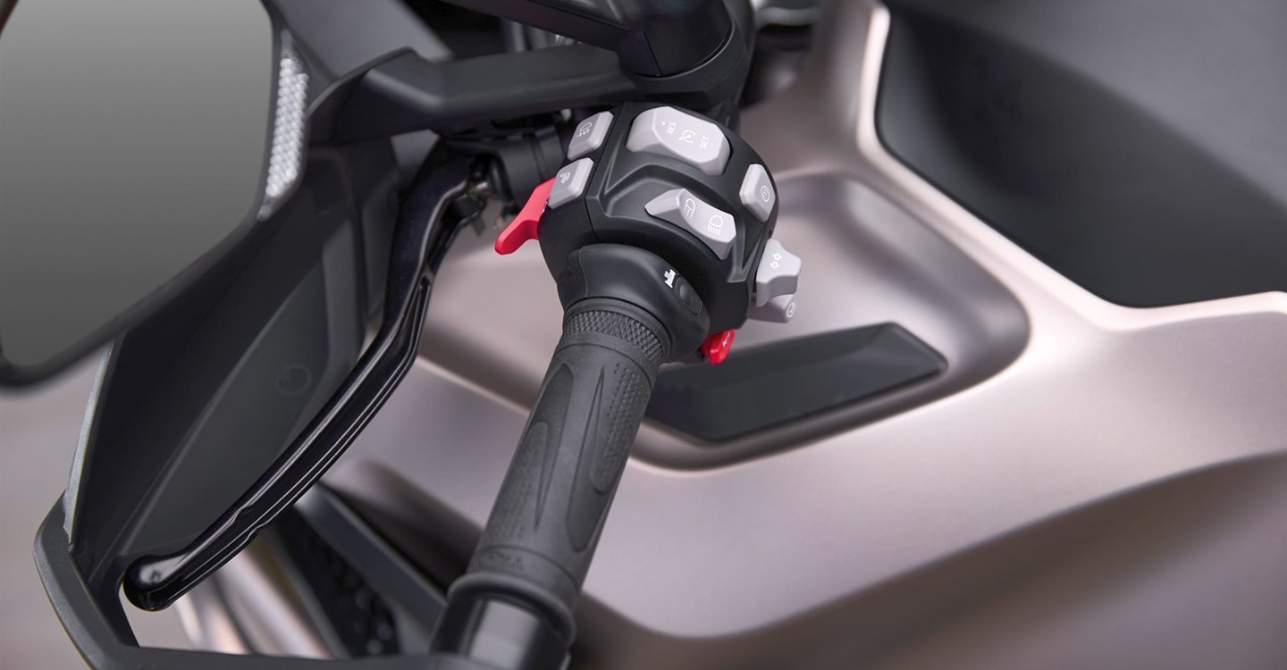 Offer Triumph Tiger 1200 Rally Explorer