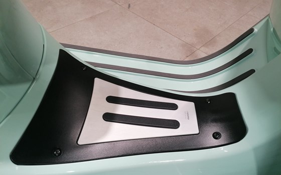 Neufahrzeug Vespa GTS 310 - Bild 10