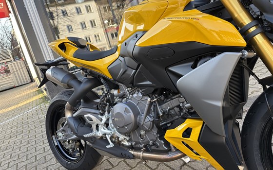 Neufahrzeug Ducati Streetfighter V2 S - Bild 11
