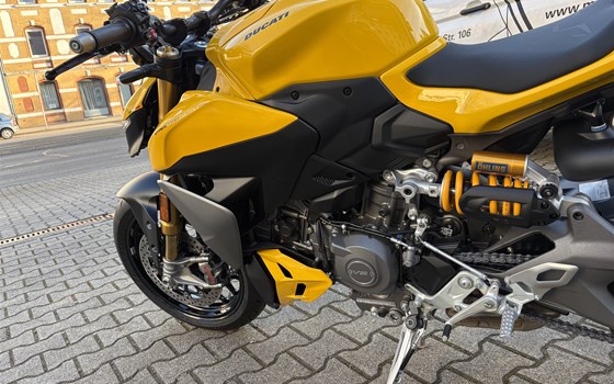 Neufahrzeug Ducati Streetfighter V2 S - Bild 15
