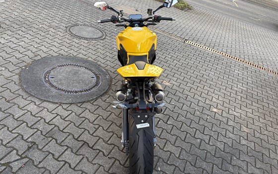 Neufahrzeug Ducati Streetfighter V2 S - Bild 5
