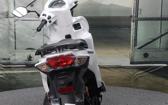 Gebrauchtmotorrad Honda Vision 110 - Bild 3