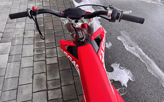 Gebrauchtmotorrad GASGAS MC-E 5 - Bild 9