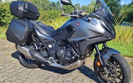 Gebrauchtmotorrad Honda NT1100 DCT - Bild 1