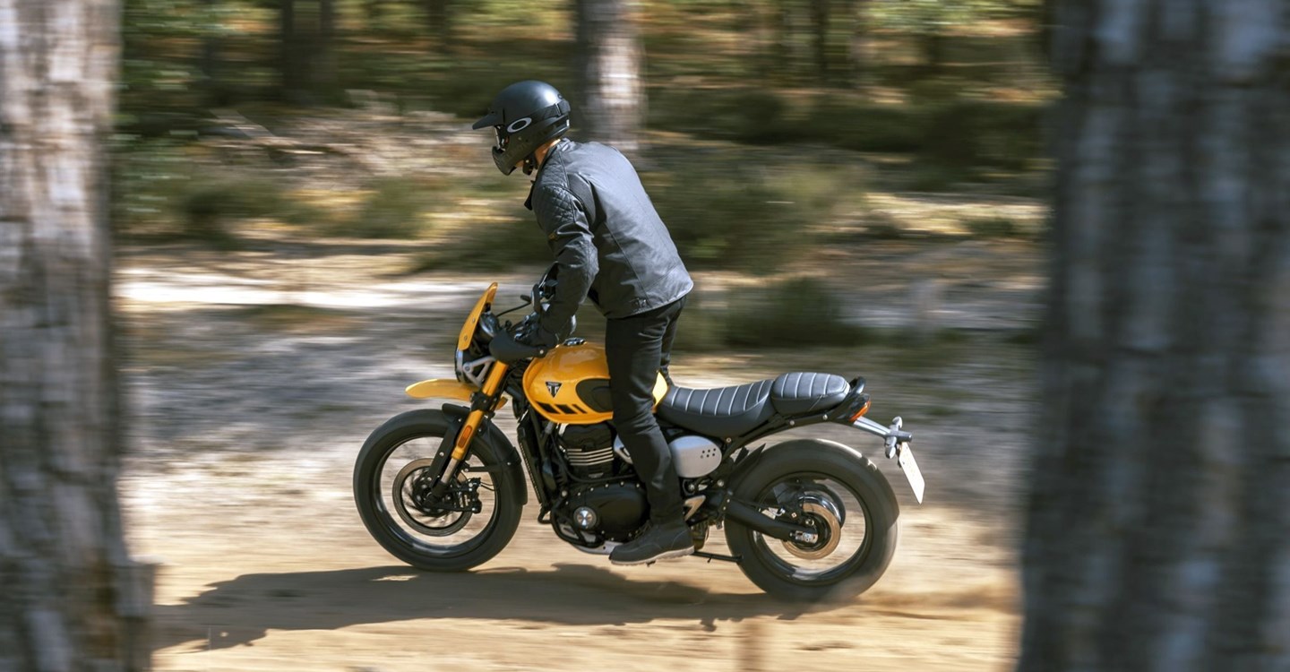 Offer Triumph Scrambler 400 XC