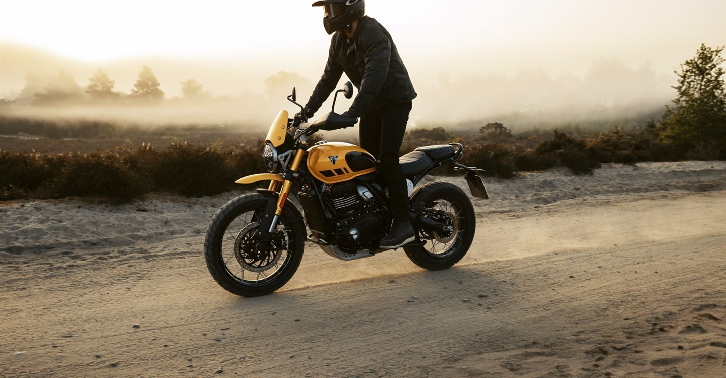 Offer Triumph Scrambler 400 XC