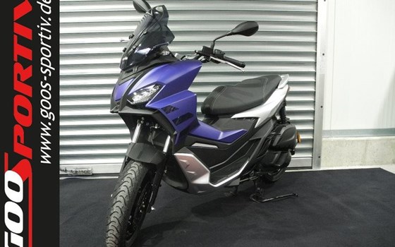 Gebrauchtmotorrad Aprilia SR GT 200 - Bild 1