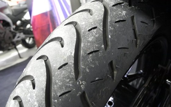 Gebrauchtmotorrad Aprilia SR GT 200 - Bild 9