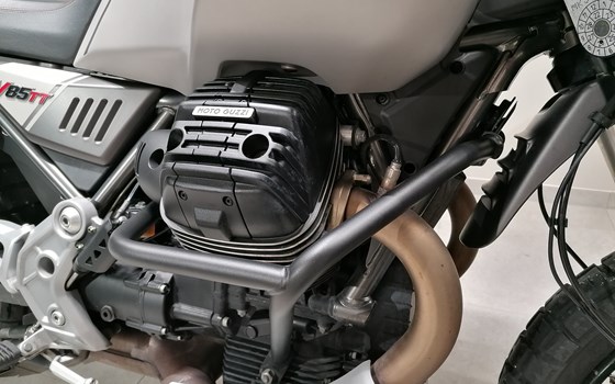 Gebrauchtmotorrad Moto Guzzi V85 TT Travel - Bild 4