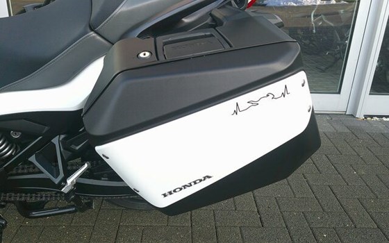 Gebrauchtmotorrad Honda NT1100 DCT - Bild 15