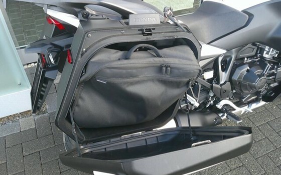 Gebrauchtmotorrad Honda NT1100 DCT - Bild 20