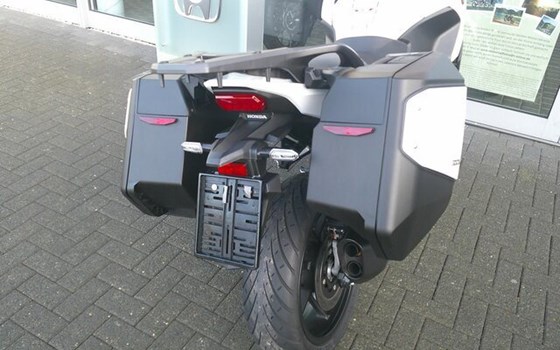 Gebrauchtmotorrad Honda NT1100 DCT - Bild 24