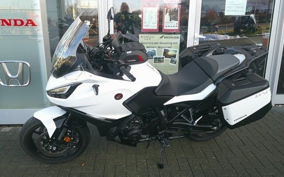 Gebrauchtmotorrad Honda NT1100 DCT - Bild 25