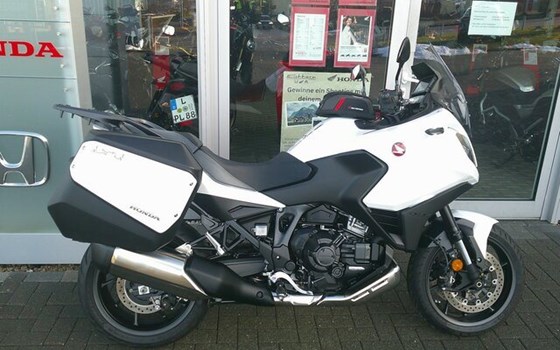 Gebrauchtmotorrad Honda NT1100 DCT - Bild 27