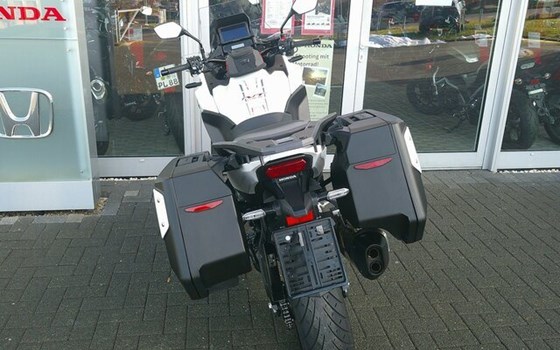 Gebrauchtmotorrad Honda NT1100 DCT - Bild 4