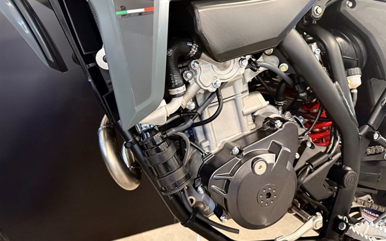 Neufahrzeug Beta RR 125 4T Motard T X special edition - Bild 7