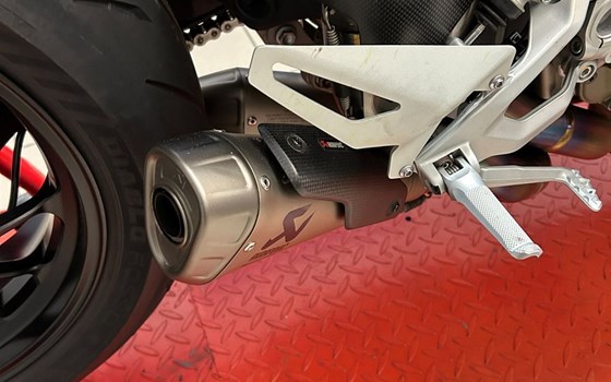 Gebrauchtmotorrad Ducati Streetfighter V4 S - Bild 7