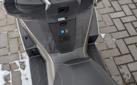 Gebrauchtmotorrad Kawasaki J300 - Bild 7