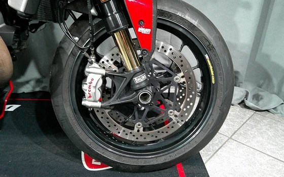 Gebrauchtmotorrad Ducati Monster 1200 R - Bild 9