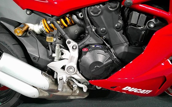 Gebrauchtmotorrad Ducati SuperSport S - Bild 8