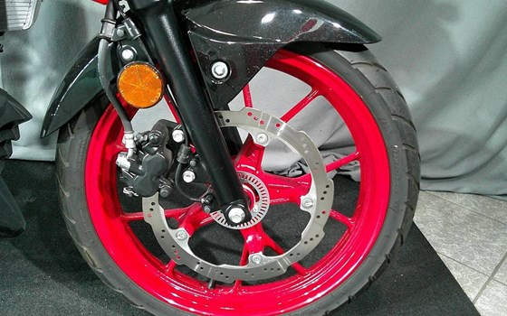 Gebrauchtmotorrad Suzuki GSX-S125 - Bild 9