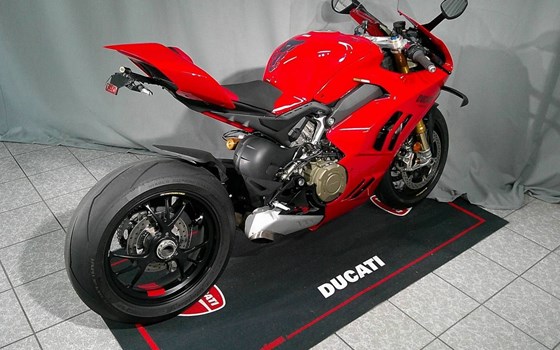 Gebrauchtmotorrad Ducati Panigale V4 S - Bild 14