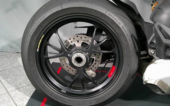 Gebrauchtmotorrad Ducati Panigale V4 S - Bild 7