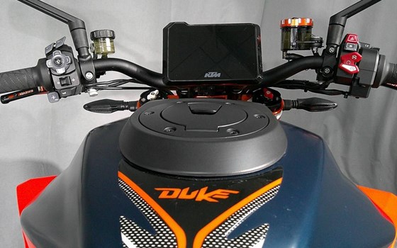 Gebrauchtmotorrad KTM 1290 Super Duke R - Bild 6