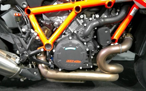 Gebrauchtmotorrad KTM 1290 Super Duke R - Bild 8