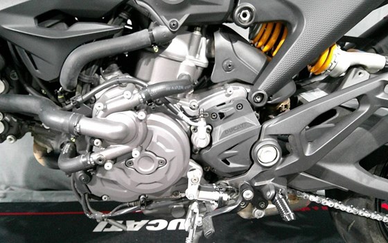 Gebrauchtmotorrad Ducati Monster SP - Bild 11