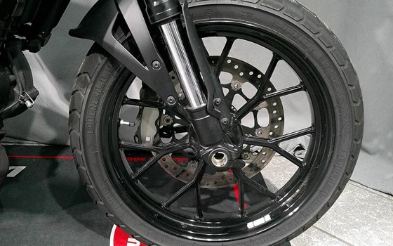 Gebrauchtmotorrad Ducati Scrambler Icon Dark - Bild 9