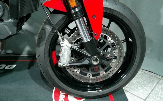 Gebrauchtmotorrad Ducati Monster + - Bild 9