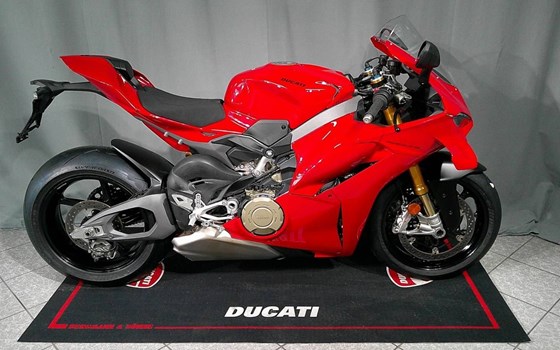 Gebrauchtmotorrad Ducati Panigale V4 S - Bild 1