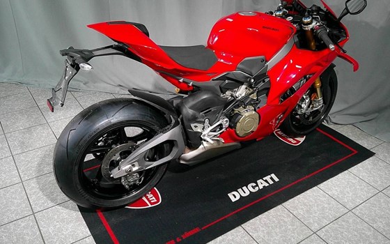 Gebrauchtmotorrad Ducati Panigale V4 S - Bild 14